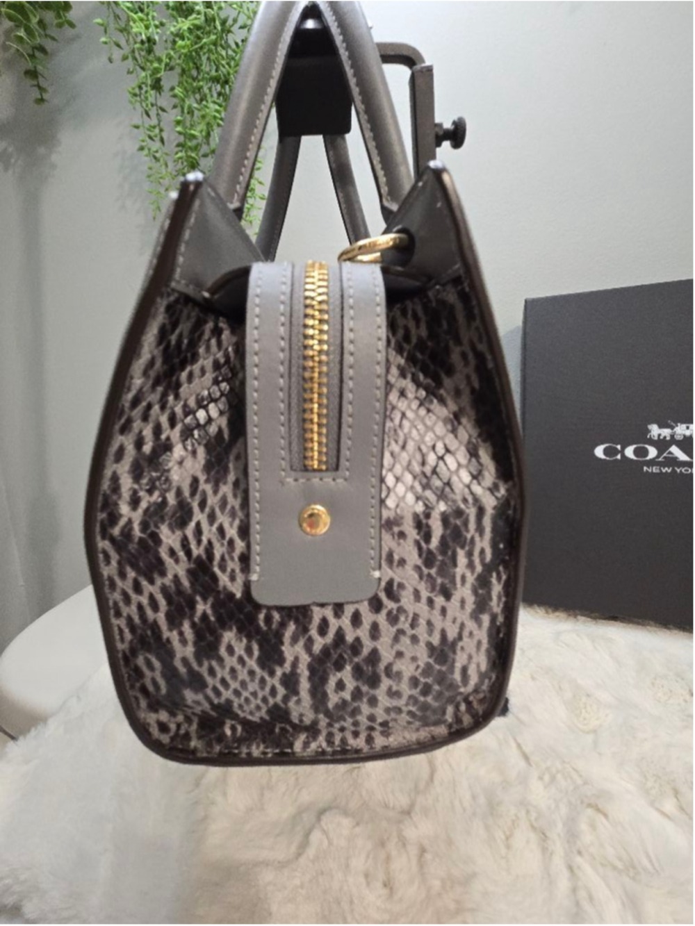 NWOT Coach Grace Carryall in Gold/Granite - Picture 3 of 16